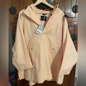 Everlane rain jacket. Never worn. So cute!